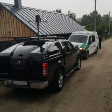 Kaune policija aptiko Vokietijoje vogtą prabangų „Lexus“
