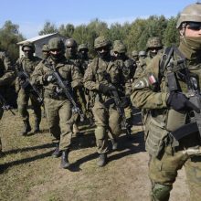 Lenkija į savo rytinį pasienį siunčia daugiau karių