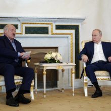 A. Lukašenka – per susitikimą su V. Putinu: „Wagner“ prašo leidimo vykti į Lenkiją