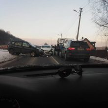 Kauno gatvėse pasipylė avarijos: ypač nepasisekė BMW vairuotojams