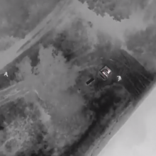 Naktinė paieška: dingusios mažametės dronu surastos greičiau nei per valandą