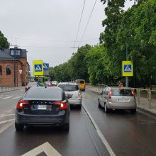 Trečiadienis Kaune prasidėjo avarijomis: nukentėjo motociklininkas