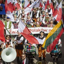 Sostinės gatvėse Lietuvos lenkai paminėjo Gegužės 3-iosios Konstitucijos metines