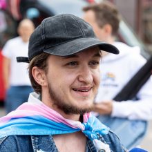 „Vilnius Pride“ eitynėse – tūkstančiai žmonių: protestavusiam Celofanui – T. V. Raskevičiaus bučinys
