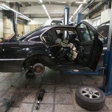 Vilniuje iš autoserviso pavogta 11 tūkst. eurų