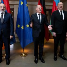 O. Scholzas: Baku ir Jerevanas įsipareigojo nesutarimus spręsti taikiomis priemonėmis