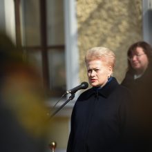 Kaune prezidentė priėmė šeštosios kadetų laidos priesaikas