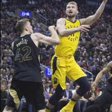 NBA: J. Valančiūno trinktelėjimas D. Saboniui ir istorinis „Raptors“ pasiekimas