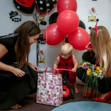 E. Straleckaitė-Daugėlė švenčia pirmąjį dukros gimtadienį: tai – lyg tyla prieš audrą