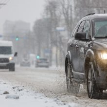 Žiema į Kauną sugrįžo dar tik viena koja: gatvėse – jau pavojinga, bet paramedikai ramūs