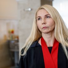 Vaikų grobimu įtariami Vilčinskai lieka suimti: motina – devynioms paroms, tėvas – mėnesiui