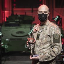 Pasižymėjusiems kariams įteikti „Lietuvos karžygio“ apdovanojimai