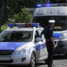 Lenkijoje tragiškai žuvo lietuvis: greitkelyje sukėlė avariją ir buvo partrenktas vilkiko