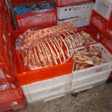 Mėsos perdirbėjai labiau dirba dėl inspektorių nei dėl vartotojų?