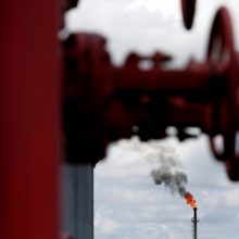 Naftos rinkoje – nauji sukrėtimai: tai istorinis momentas