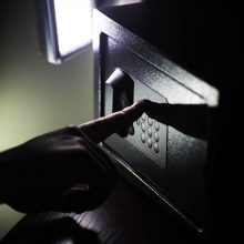 Sostinėje pavogtas seifas su 40 tūkst. eurų: ilgapirščiai turėjo patalpų raktą