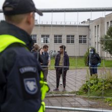 Neteisėti migrantai pasklis po Lietuvą