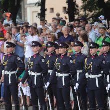 Mindaugo karūnavimo dieną Vilniuje suplazdėjo valstybės ir istorinė vėliavos
