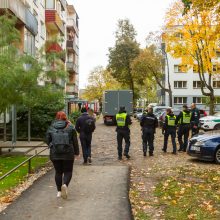 Radinys Kauno daugiabutyje: laiptinės gyventojai evakuoti dėl mokomojo sprogmens