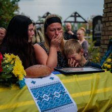 Karas: Ukraina teigia smogusi „Vagner“ samdinių bazei, įspėjama apie pavojų Zaporižios AE