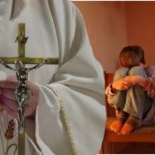 Apklausa: seksualinių nusikaltimų šešėlis mažina pasitikėjimą bažnyčia
