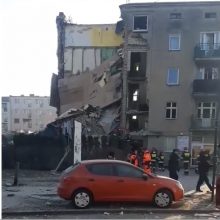 Lenkijoje dujų sprogimas sugriovė namą, yra žuvusiųjų 