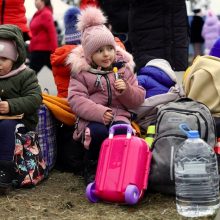 Ministrė ragina registruoti ukrainiečių vaikus naujiems mokslo metams: ar ne per anksti?