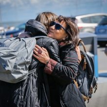 Neringoje atidarytas Šlovės takas, jį papildė penkių atlikėjų delnų įspaudai