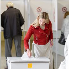 Pakaunės rinkėjai prie balsadėžių ėjo aktyviau nei miesto gyventojai 