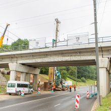 Kaune dėl pažeisto dujotiekio buvo uždarytas eismas R. Kalantos gatvėje