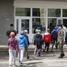 Pasiruošimas: šią savaitę Dragūnų batalione būsimieji Klaipėdos kadetų mokyklos auklėtiniai kartu su šauliais dalyvauja specialioje mokymų stovykloje.