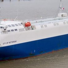 Nuostaba: lyg ir grakščiai atrodantis keltas „City of Rotterdam“ pateko į negražiausių laivų dešimtuką.