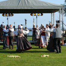 Folkloro šventė veda į Juodkrantę