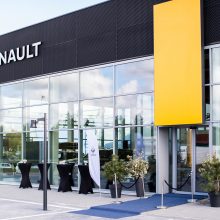 Klaipėdoje atidarytas moderniausias Baltijos šalyse automobilių centras