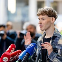 Jau greitai „Luktelk“ nuskambės Malmėje – į „Euroviziją“ išlydėtas Silvester Belt