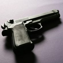 Kretingoje iš vyro paimtas nelegaliai laikytas ginklas