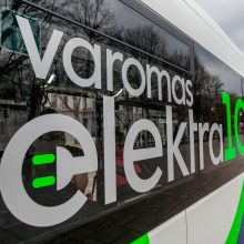 Elektriniai autobusai dar kelia įtarimų