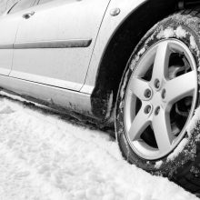 16 patarimų, kaip paruošti automobilį prasidėjusiai žiemai