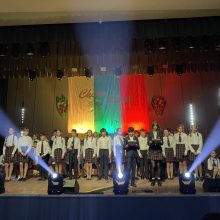 Lietuvos gimtadienį LSMU gimnazijos moksleiviai paminėjo muzikiniame ringe