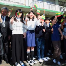 D. Nausėdienė Japonijoje susitiko su Lietuva besidominčiais moksleiviais
