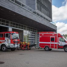 Ugniagesiai gelbėtojai ragina žmones atsakingai elgtis prie vandens telkinių