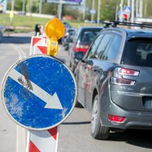 Prieš Kauno pilies žiedinės sankryžos rekonstrukciją vairuotojus jau pasitiko spūstys