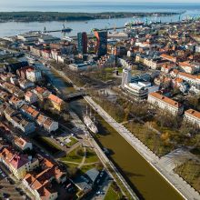 Klaipėdos tarybai svarstant naujas parkavimo taisykles, automobilių nuomos įmonės – prieš