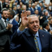 Turkijos prezidentas reikalauja žurnalisto žudikus teisti Stambule