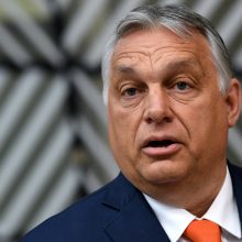 ES lyderiai spaudė Vengriją dėl kontroversiško įstatymo prieš LGBT