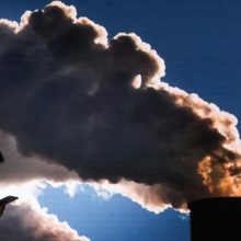 COP26 pareiškimo juodraštyje – raginimas pasauliui riboti iškastinio kuro subsidijas