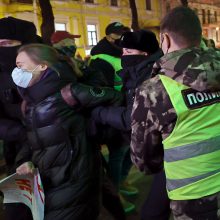 Rusijoje per protestus prieš karą su Ukraina sulaikyta daugiau nei 700 žmonių