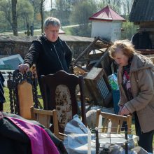 Tauragės rajone sudegė klebonijos pastato stogas