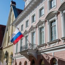 Rusijos ambasada Estijoje privalės sumažinti darbuotojų skaičių