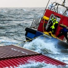 Šiaurės jūroje per audrą pamestų konteinerių yra daugiau nei manyta